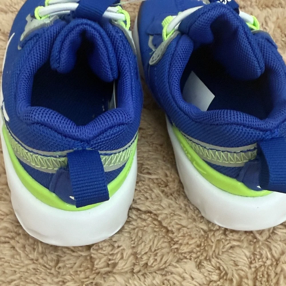 Nike Unisex Kids Element 55 Blue Green Comfort  Athletic Shoes Size US 8 Toddler